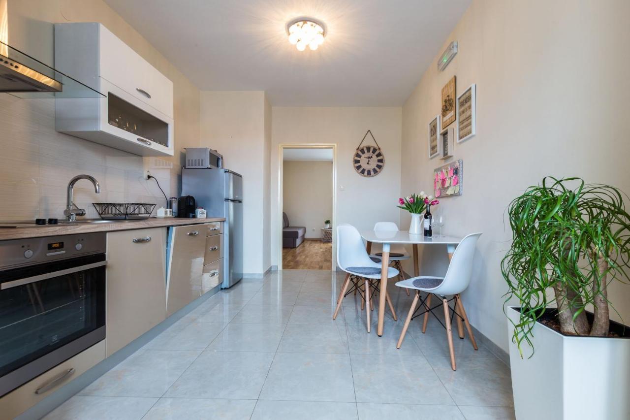 Apartment Calle Larga 14 In Old Town *